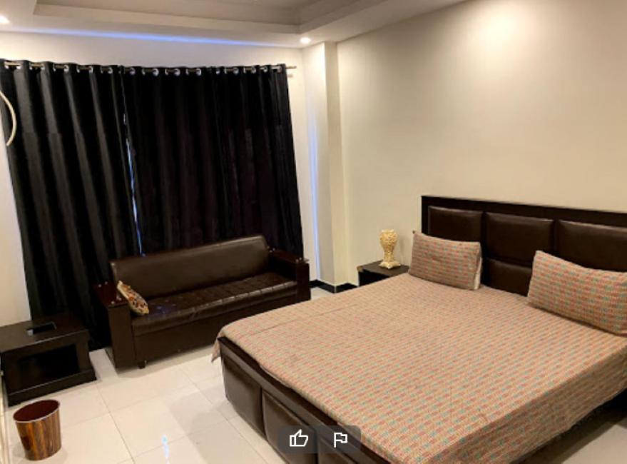 Evergreen Inn Rawalpindi Exteriör bild